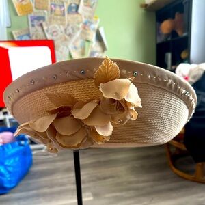 ML Studio Church Hat - Sunday Service - Cream